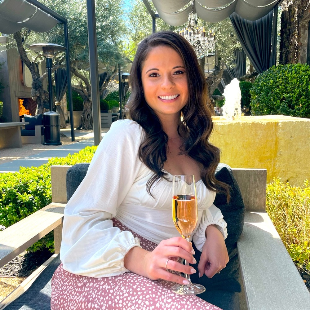 Meet your Posher, Stephanie